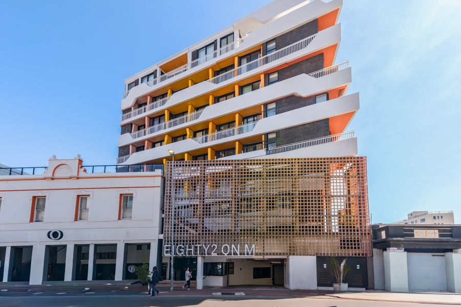 2 Bedroom Property for Sale in Sea Point Western Cape